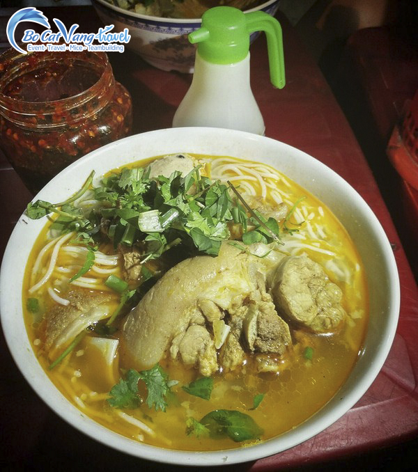 Bún bò Huế 