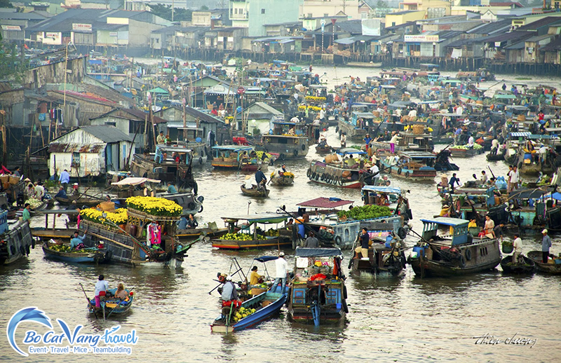 Chợ nổi Long Xuyên